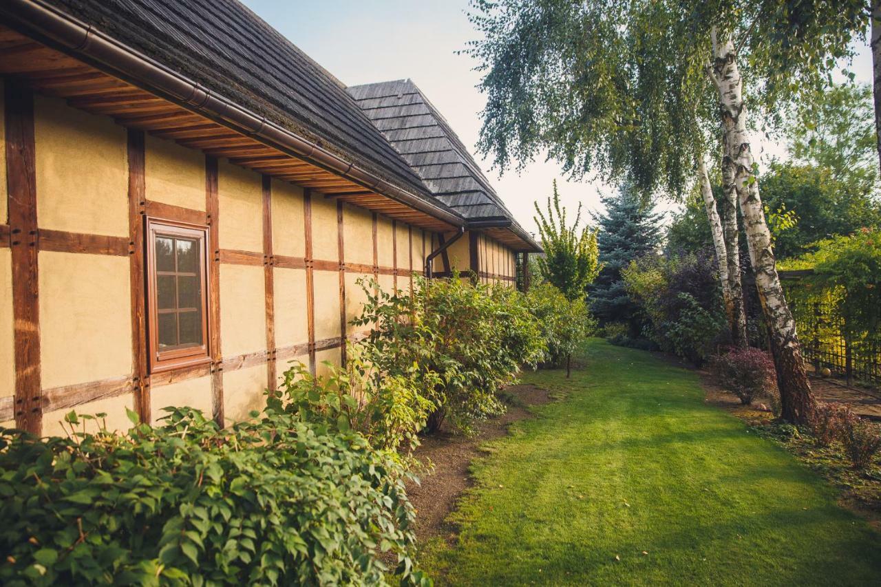 Bed and Breakfast Mak Murowana Goslin Exterior foto